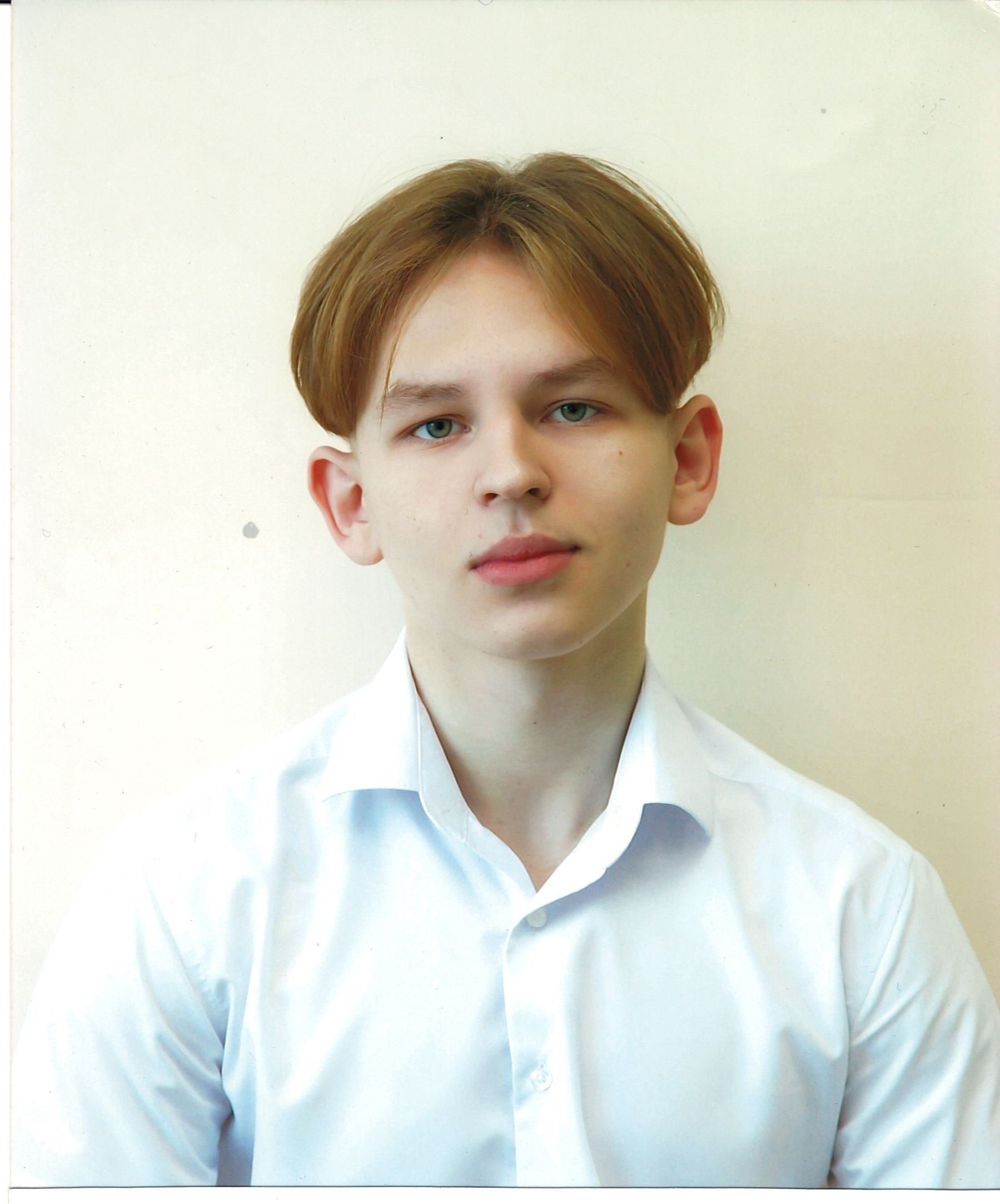 Михневич Яросла.